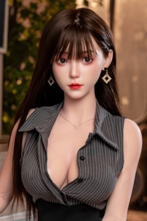 SilkDynasty™ UltraReal Asian Companion
